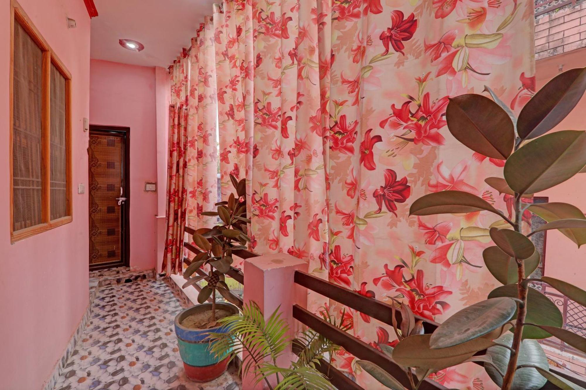 O The Apartment Lucknow